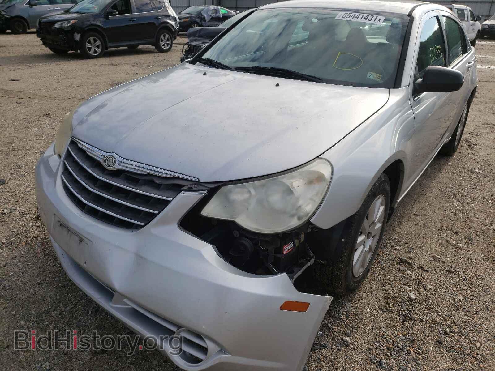 2010 CHRYSLER SEBRING - VIN: 1C3CC4FB1AN152592 - Фото 2