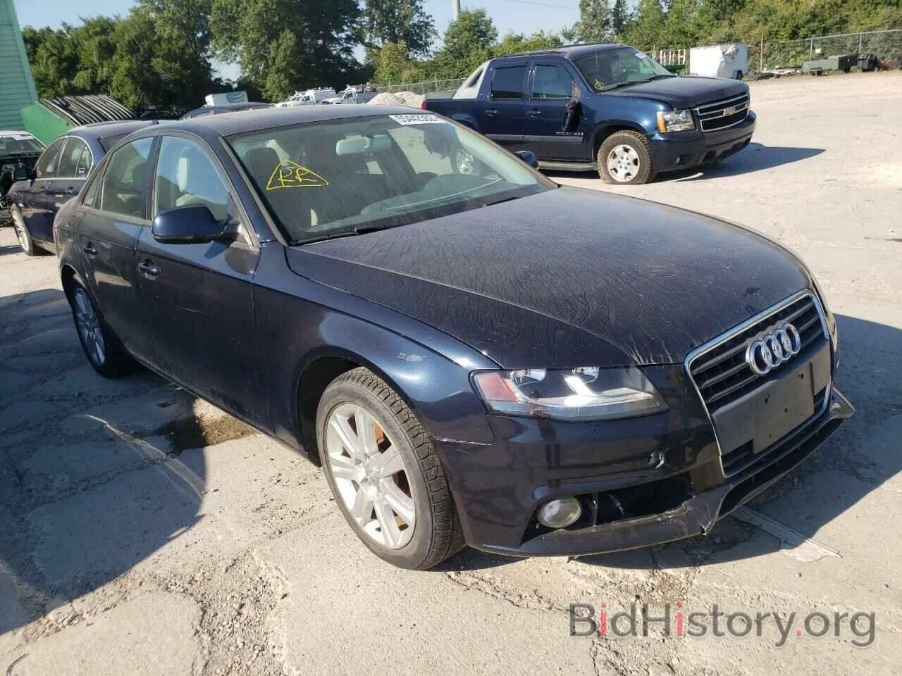 Фотография WAUBFAFL8BN048394 - AUDI A4 2011