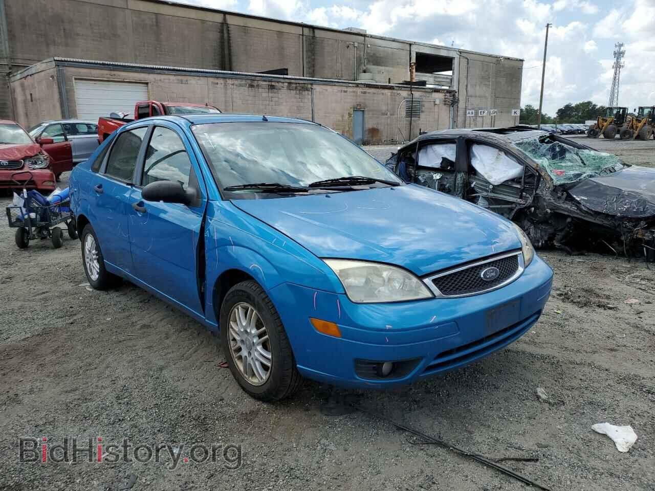 Photo 1FAFP34N57W186161 - FORD FOCUS 2007