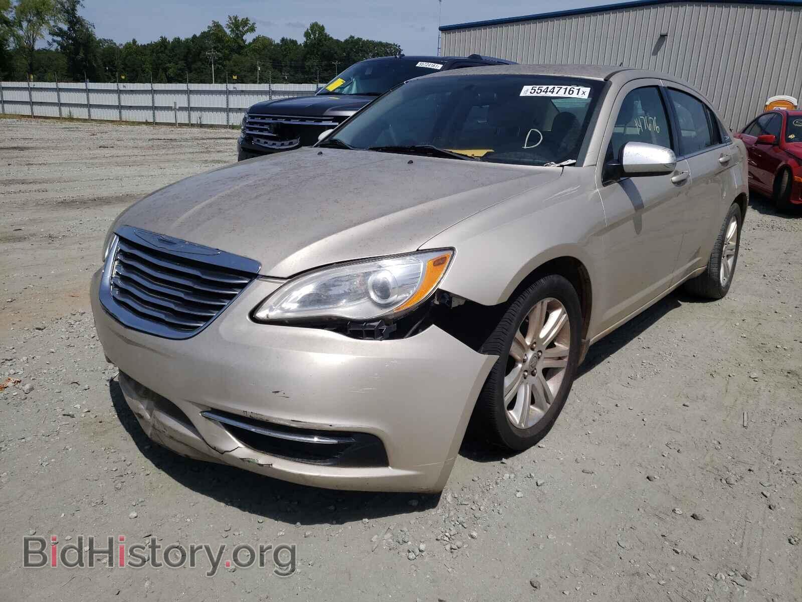 2013 CHRYSLER 200 - VIN: 1C3CCBBB4DN765563 - Фото 2