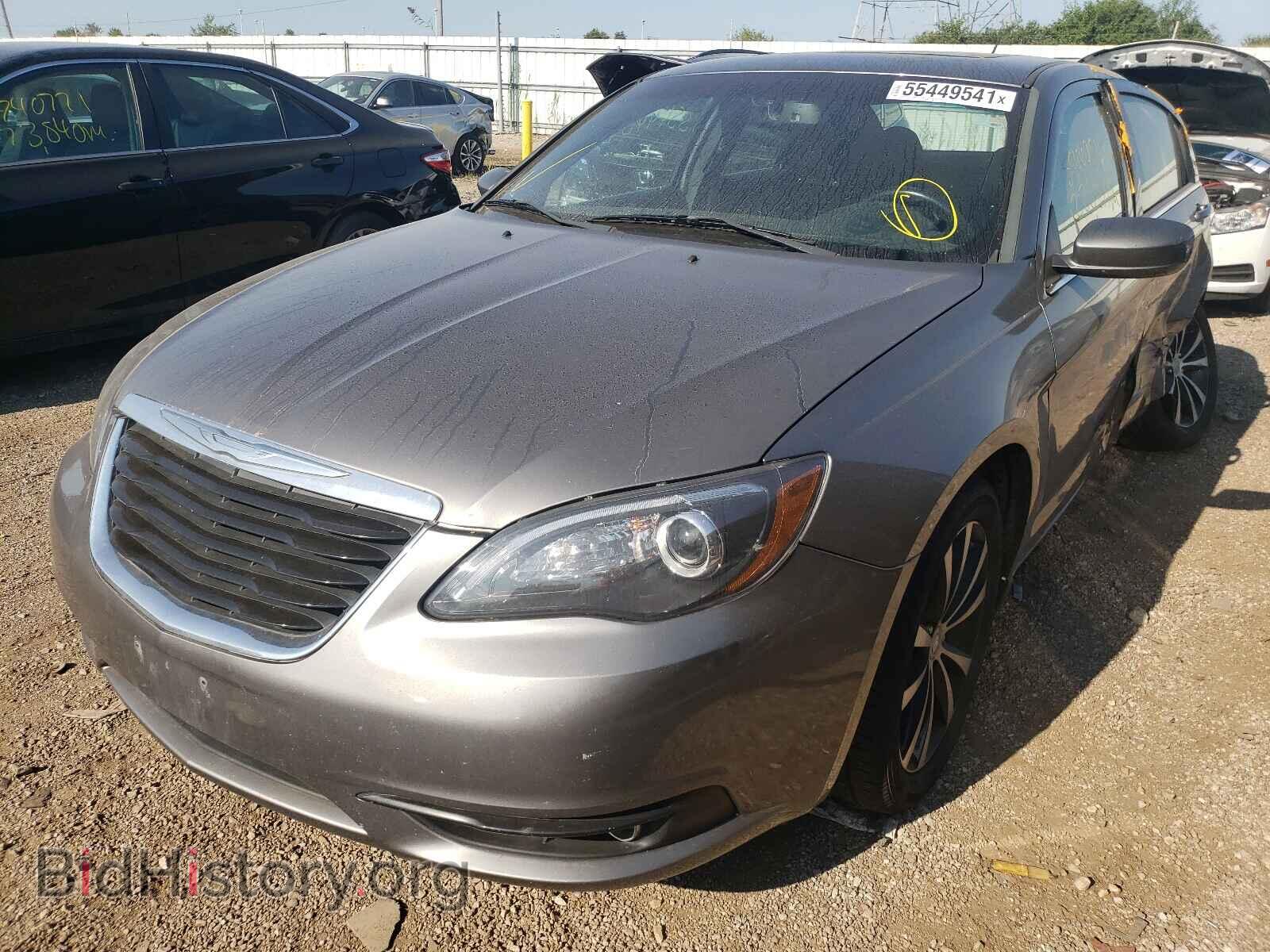 2013 CHRYSLER 200 - VIN: 1C3CCBBB1DN738191 - Фото 2