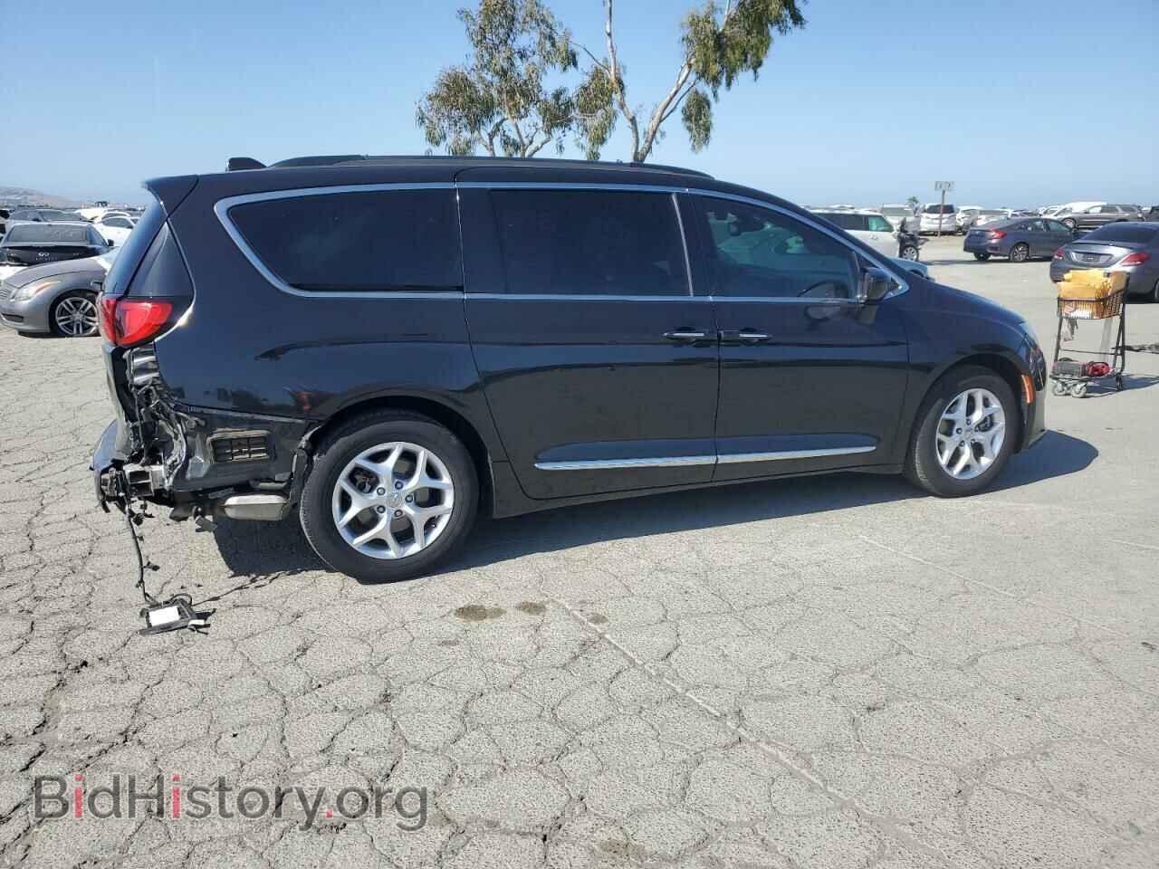 2017 CHRYSLER PACIFICA - VIN: 2C4RC1BG9HR785165 - Фото 3