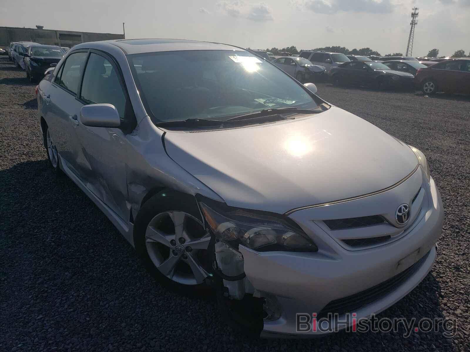 Photo 2T1BU4EE2BC690870 - TOYOTA COROLLA 2011