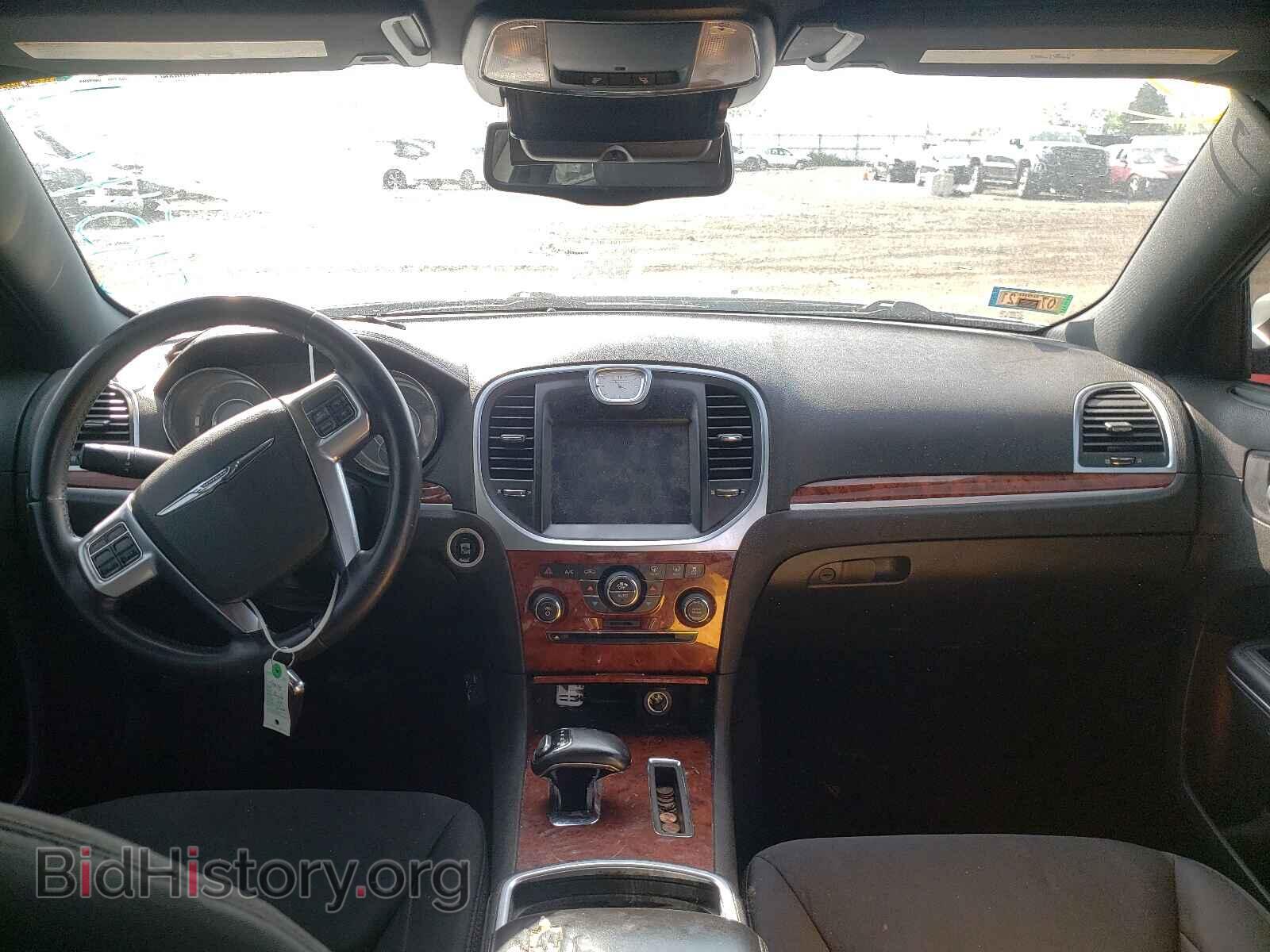 2012 CHRYSLER 300 - VIN: 2C3CCAAG4CH312123 - Фото 9