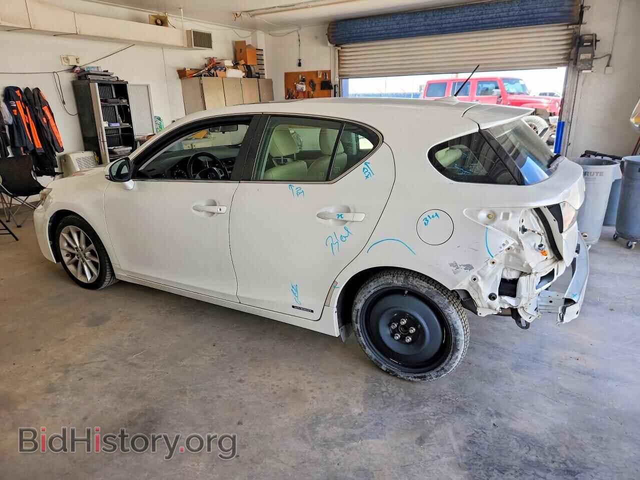 2011 LEXUS CT 200 - VIN: JTHKD5BH4B2044859 - Фото 2