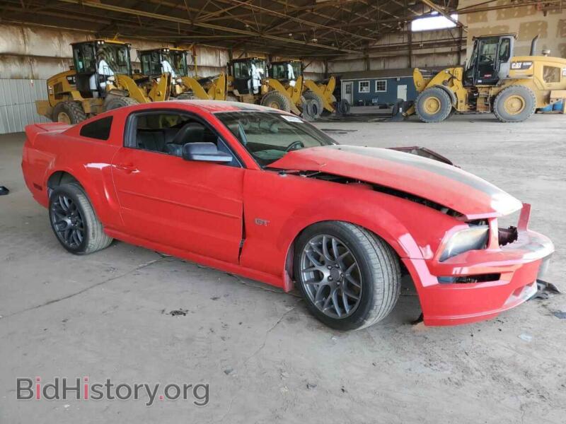 2007 Ford MUSTANG (VIN 1ZVHT82H475337552) — фото 4 из 15