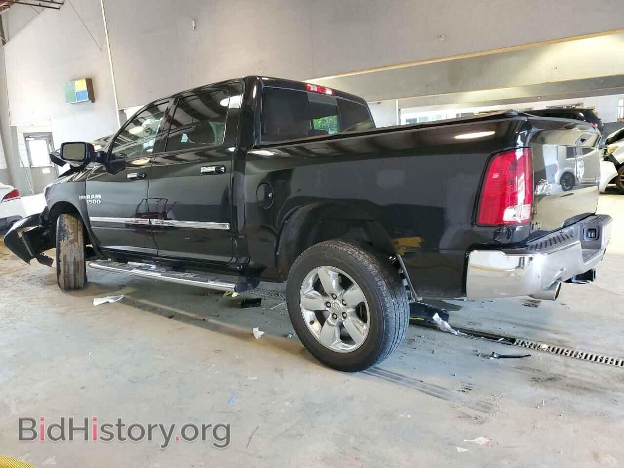 2015 RAM 1500 - VIN: 3C6RR7LT6FG574643 - Фото 2