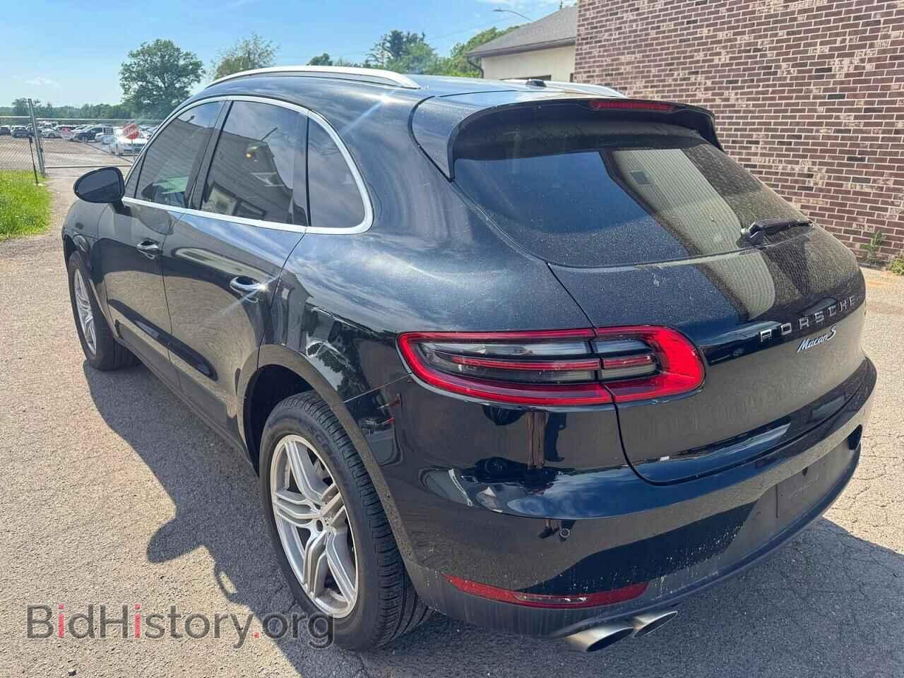 2017 PORSCHE MACAN - VIN: WP1AB2A54HLB15410 - Photo 2