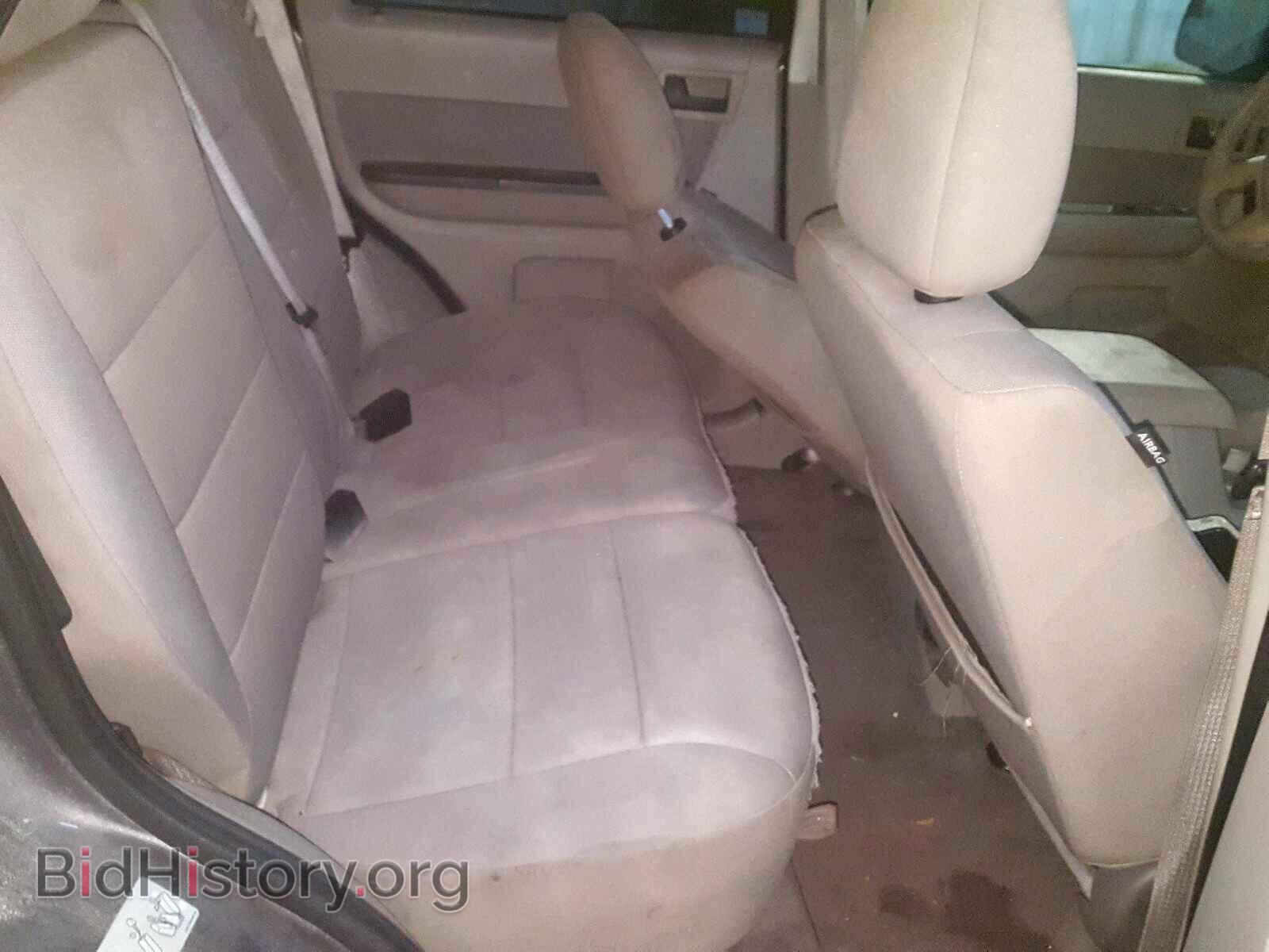 2011 FORD ESCAPE - VIN: 1FMCU0D78BKC52493 - Photo 6