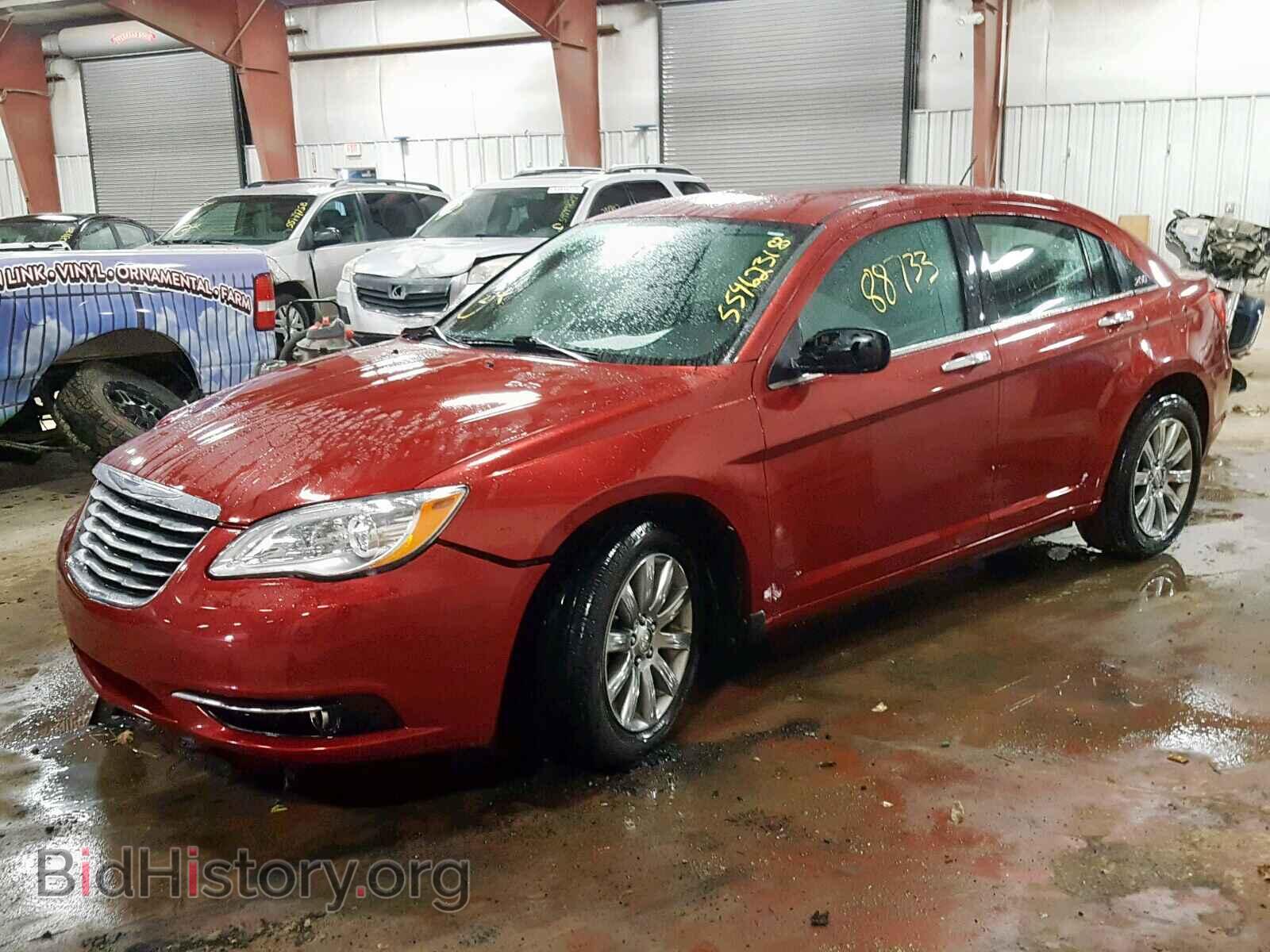 2013 CHRYSLER 200 - VIN: 1C3CCBCG6DN747236 - Фото 2