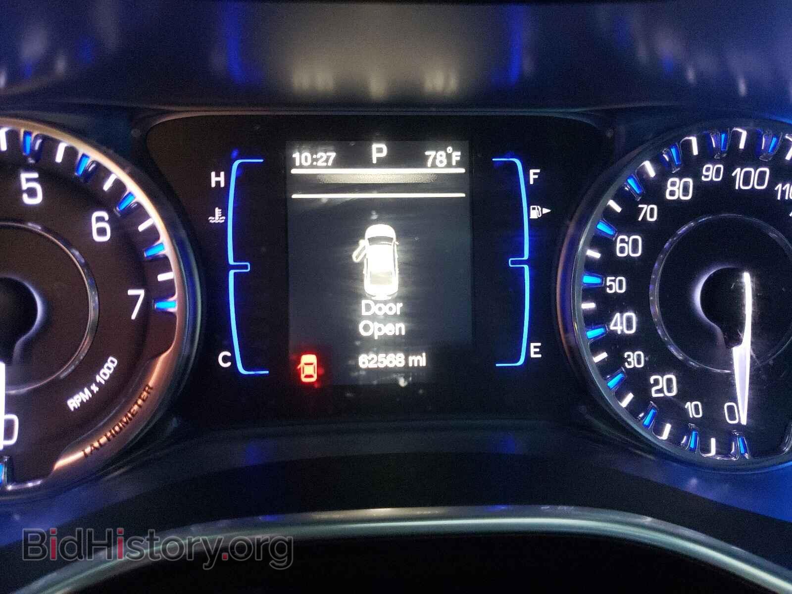 2016 CHRYSLER 200 - VIN: 1C3CCCAB5GN102126 - Фото 8