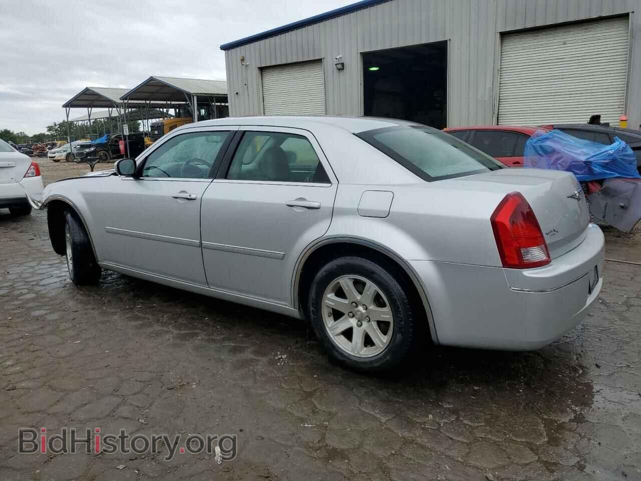 2006 CHRYSLER 300 - VIN: 2C3KA53G06H330726 - Фото 2