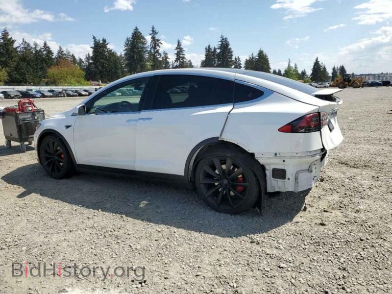 2020 Tesla MODEL X (VIN 5YJXCDE45LF303130) — фото 2 из 13