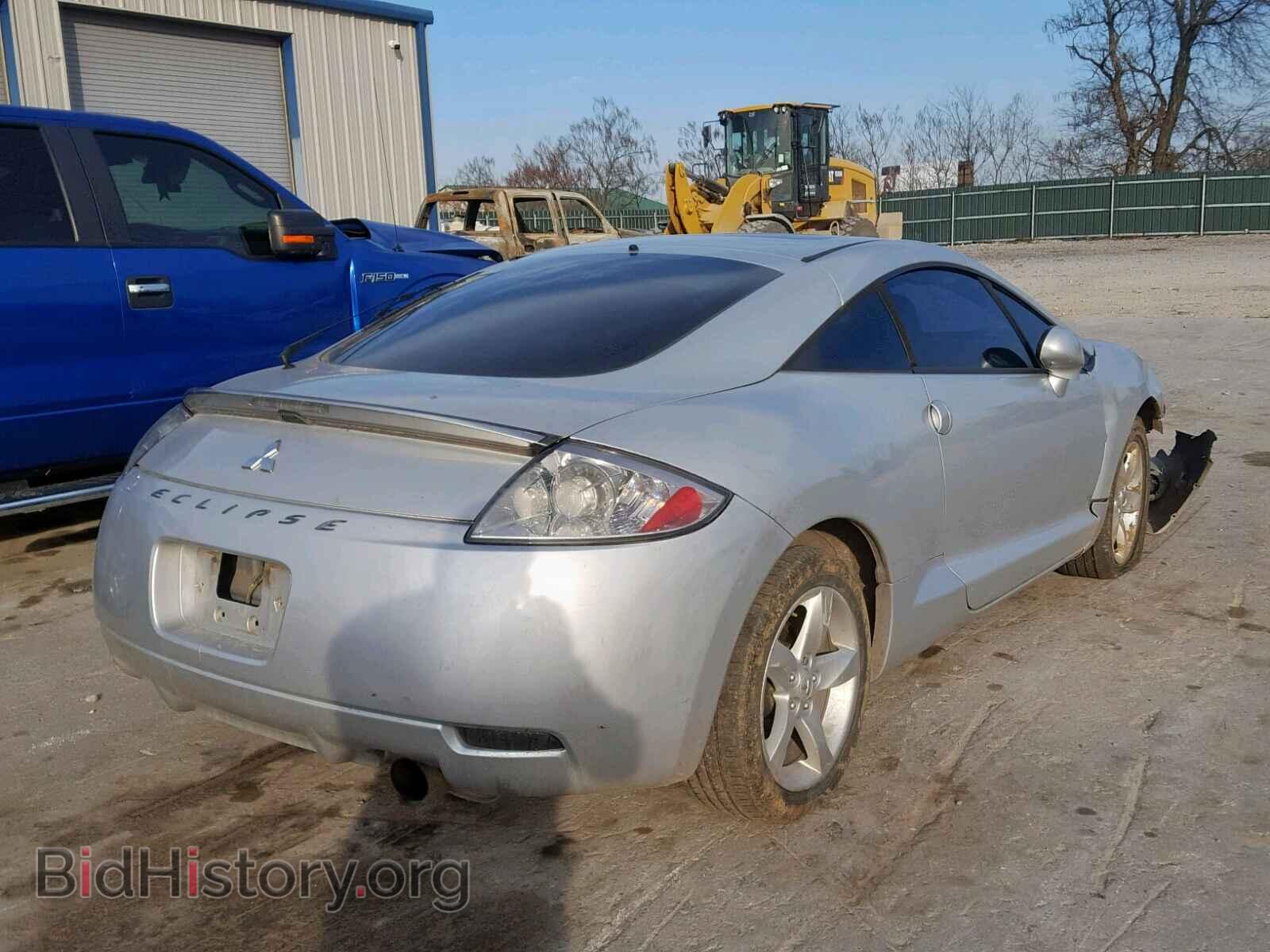2007 MITSUBISHI ECLIPSE - VIN: 4A3AK24F17E017795 - Photo 4