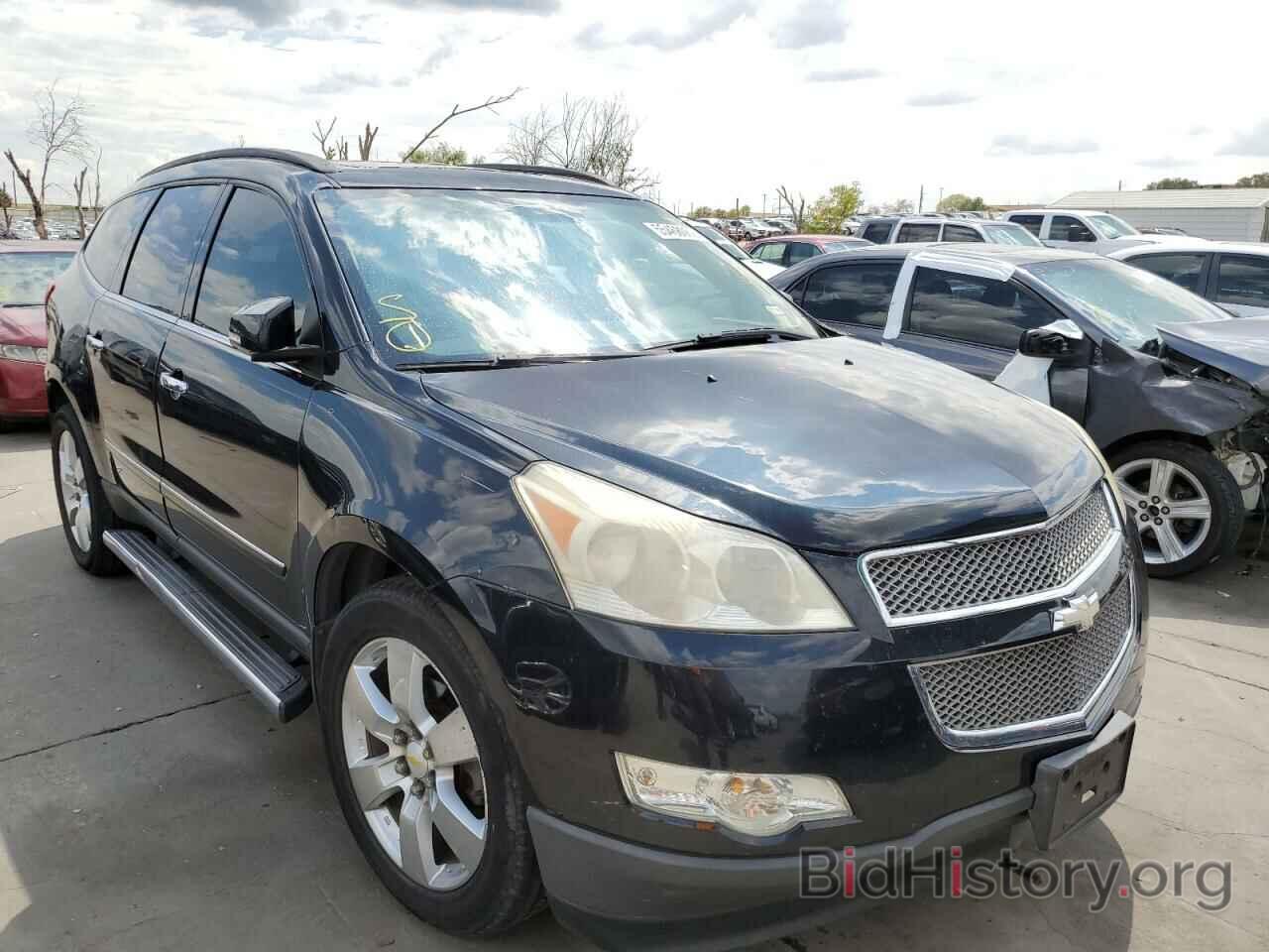 Photo 1GNLRHED4AS123097 - CHEVROLET TRAVERSE 2010