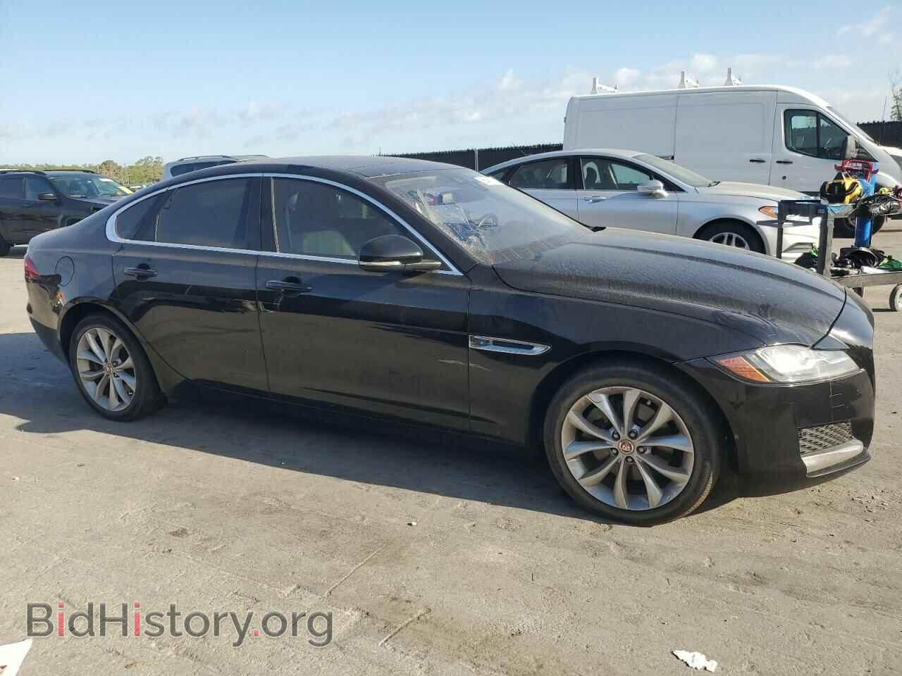 2017 JAGUAR XF - VIN: SAJBD4BN8HCY42657 - Photo 4
