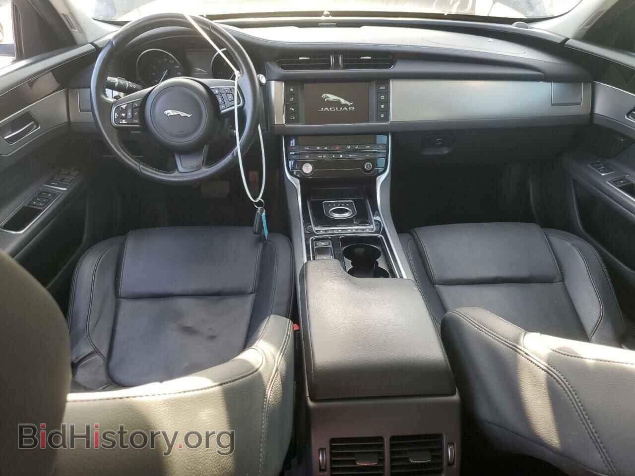 2017 JAGUAR XF - VIN: SAJBD4BN8HCY42657 - Photo 8