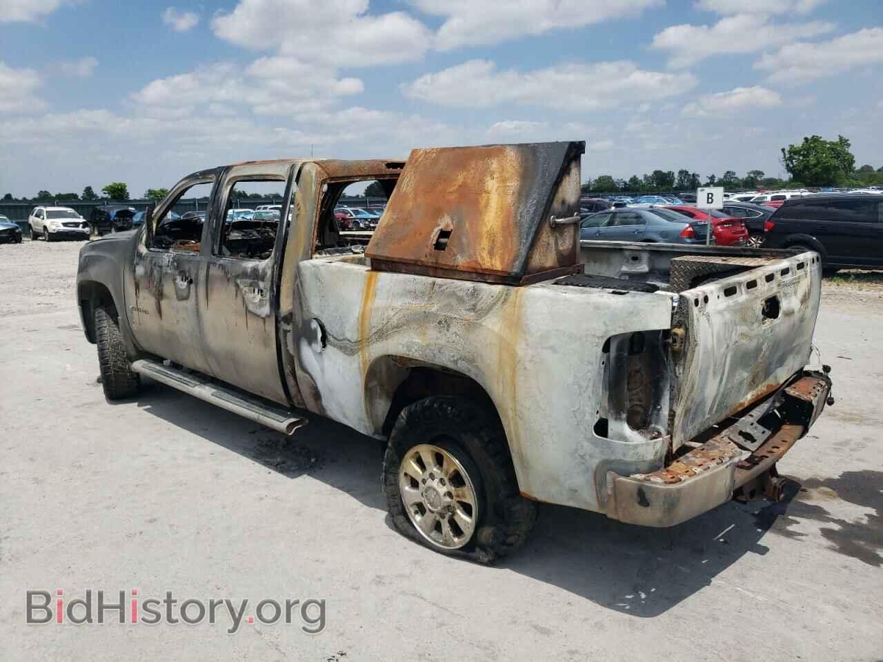 2012 GMC SIERRA - VIN: 1GT121C8XCF152858 - Фото 2