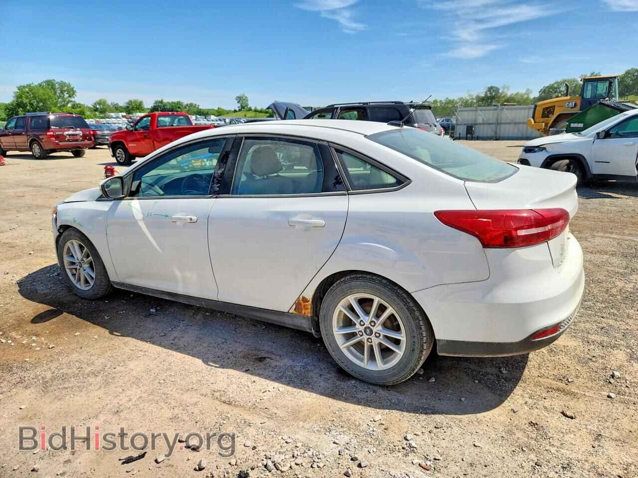 2016 FORD FOCUS - VIN: 1FADP3F26GL405348 - Photo 2
