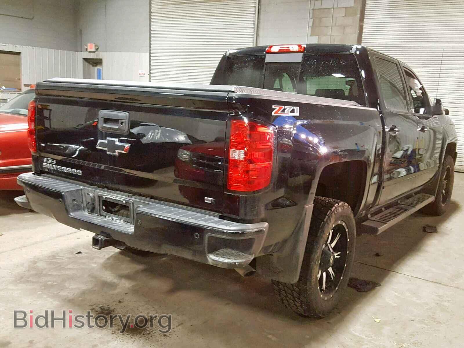 2017 CHEVROLET SILVERADO - VIN: 3GCUKREC9HG144608 - Фото 4