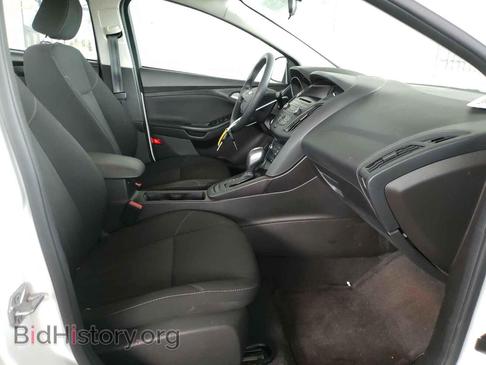 2016 FORD FOCUS - VIN: 1FADP3F22GL360196 - Photo 5