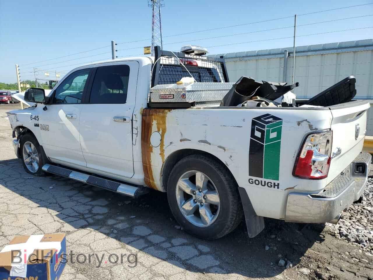 2017 RAM 1500 - VIN: 3C6RR7LT9HG689398 - Фото 2