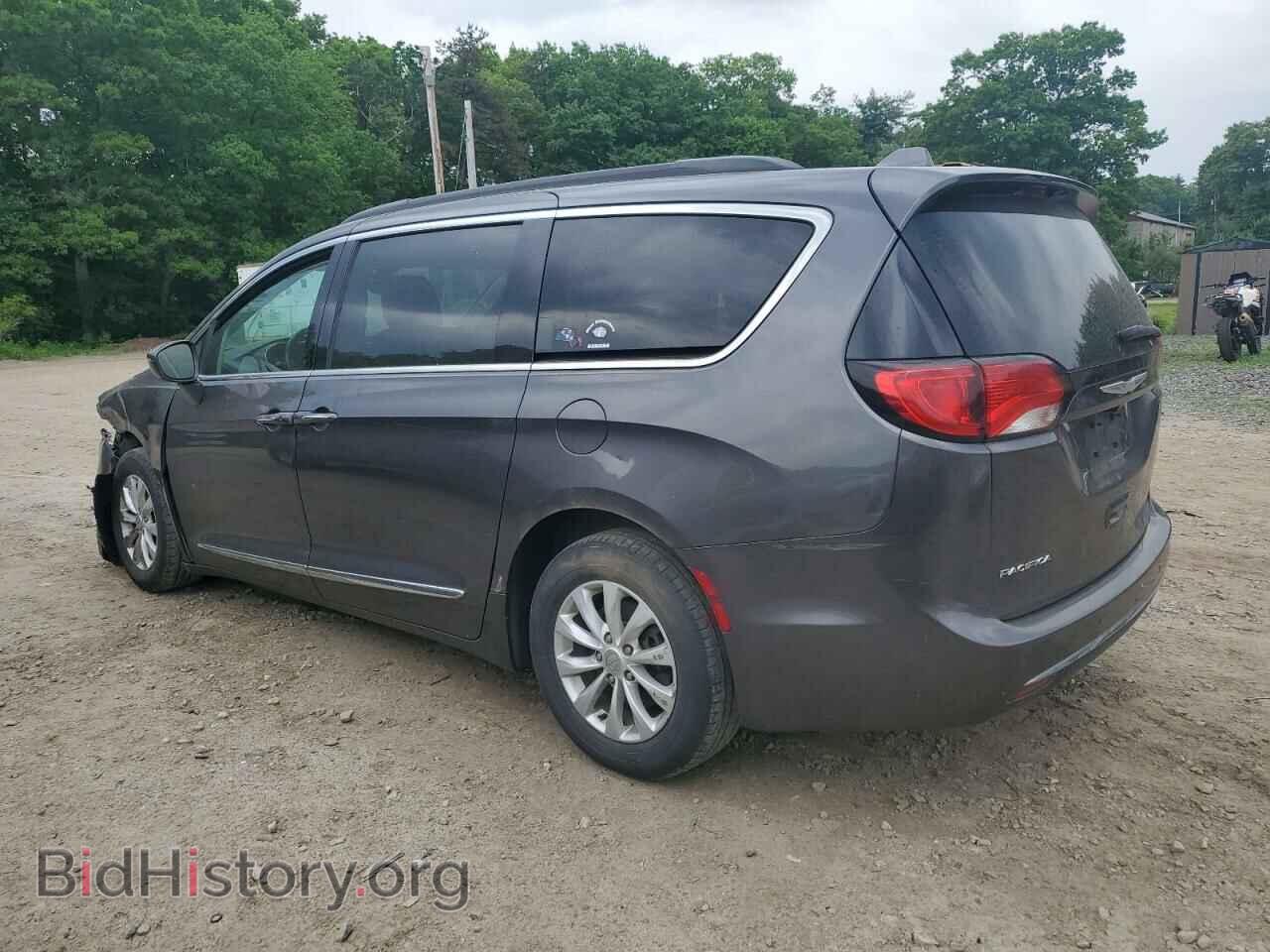 2017 CHRYSLER PACIFICA - VIN: 2C4RC1BG5HR598814 - Photo 2