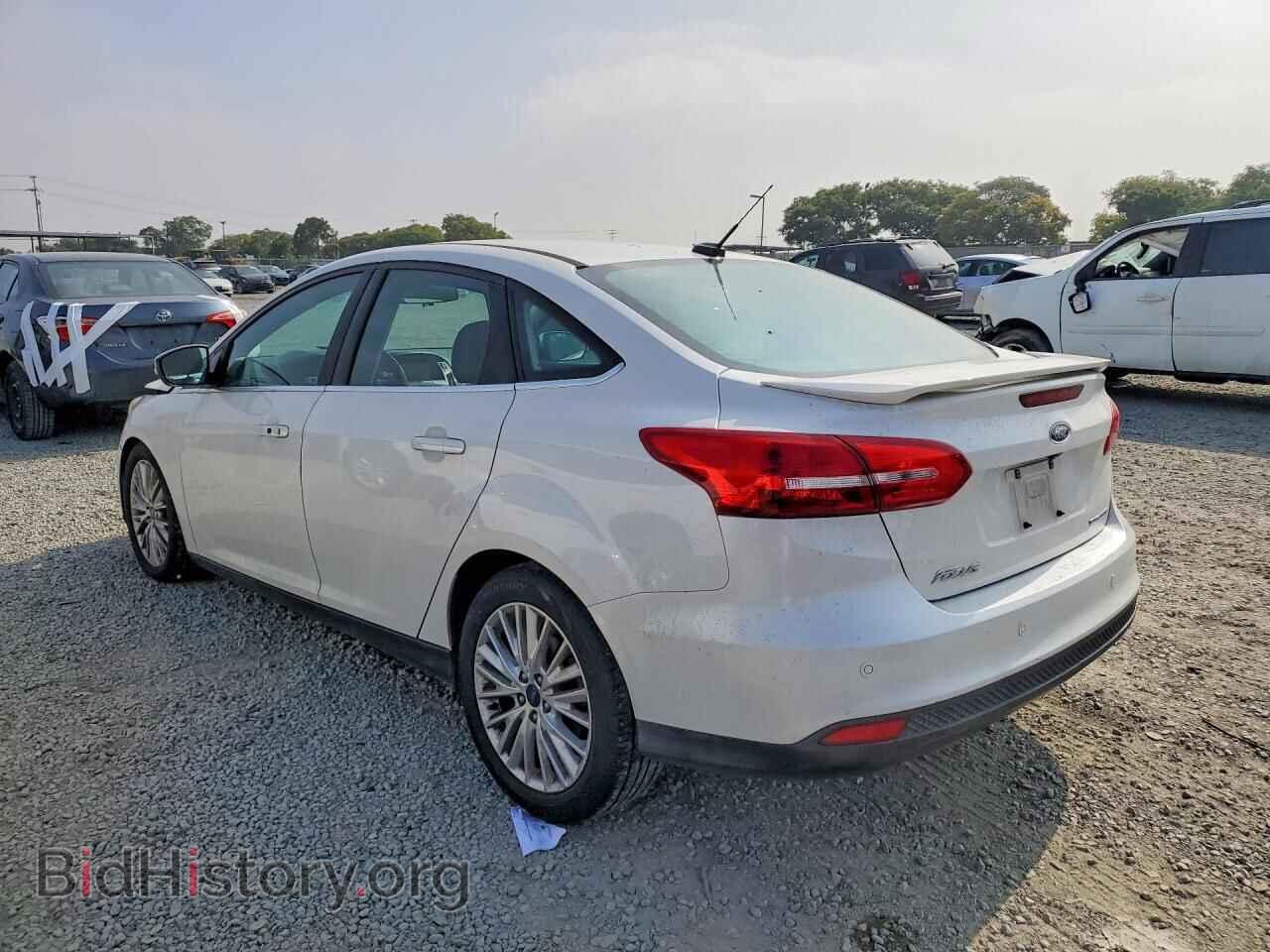 2016 FORD FOCUS - VIN: 1FADP3J2XGL306281 - Фото 2