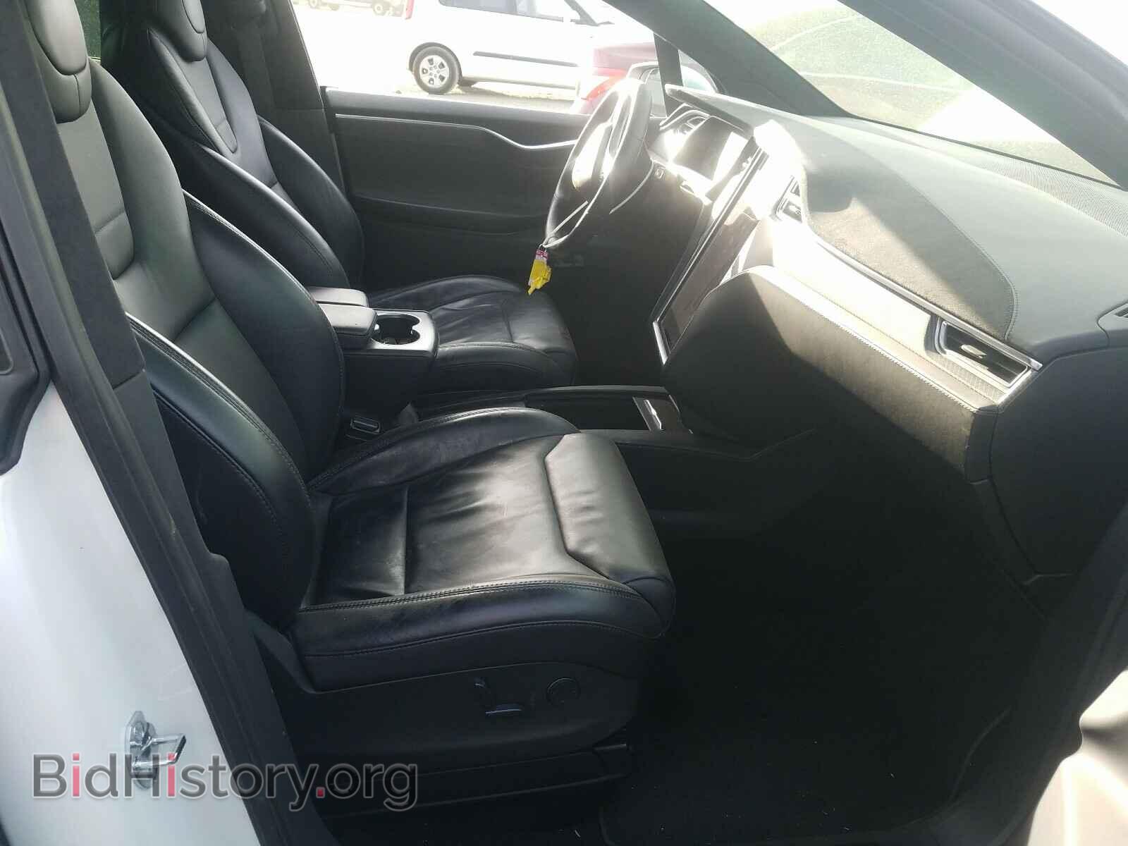 2017 TESLA MODEL X - VIN: 5YJXCAE21HF044172 - Фото 5