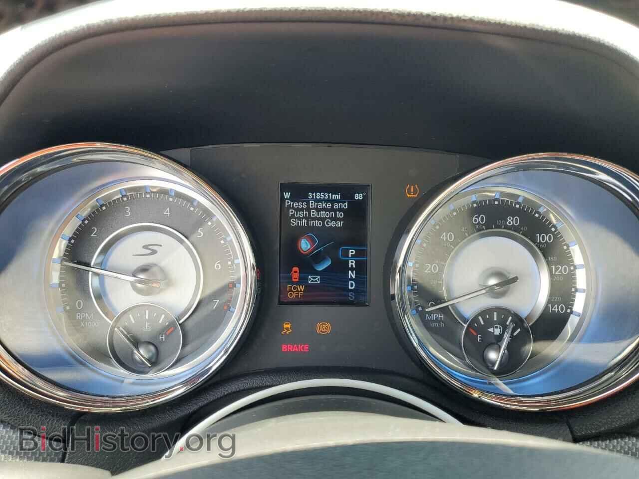 2013 CHRYSLER 300 - VIN: 2C3CCABG2DH618883 - Фото 9