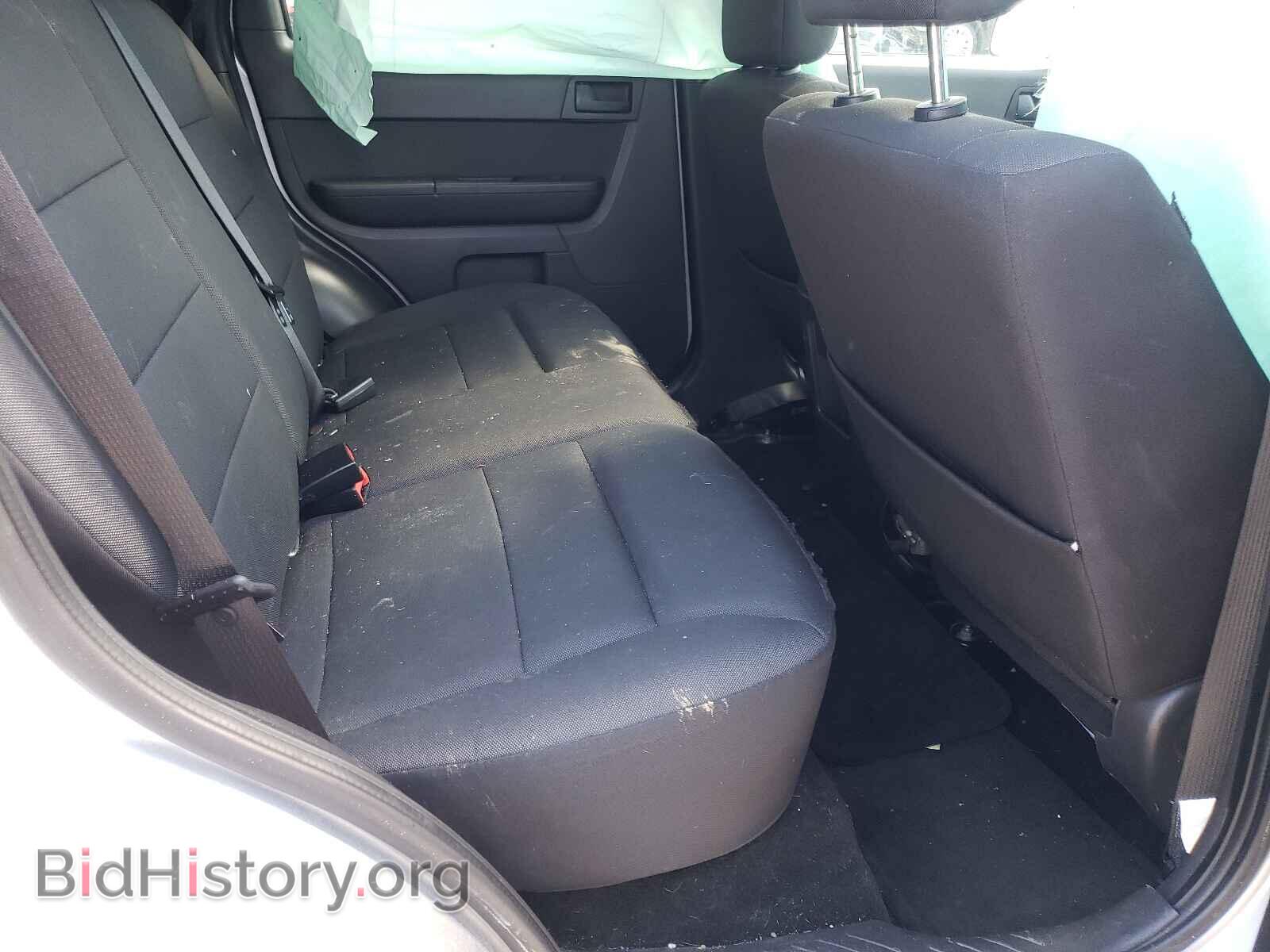 2011 FORD ESCAPE - VIN: 1FMCU0DG6BKC40729 - Photo 6
