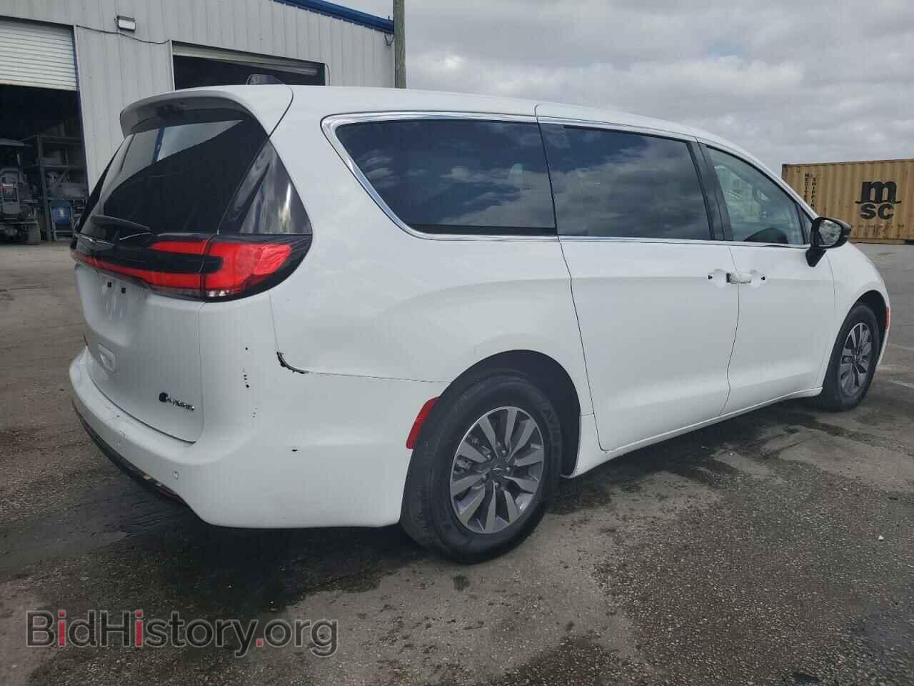 2024 CHRYSLER PACIFICA - VIN: 2C4RC1S78RR117973 - Фото 3