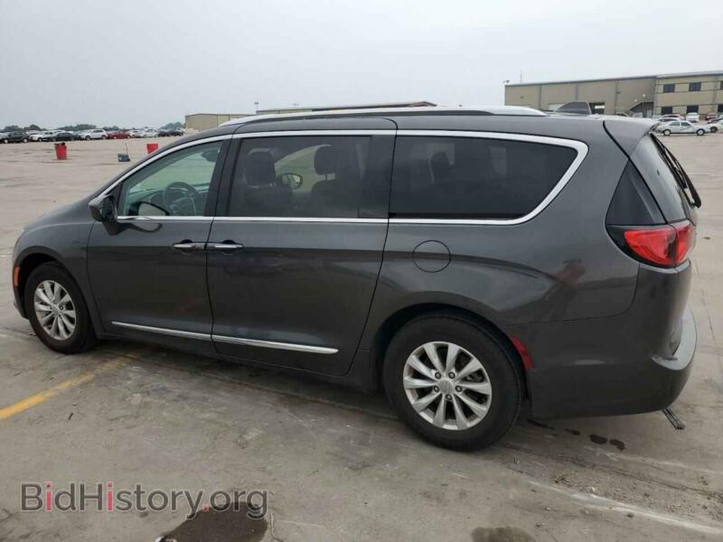 2019 Chrysler PACIFICA (VIN 2C4RC1BG8KR666014) — фото 2 из 13