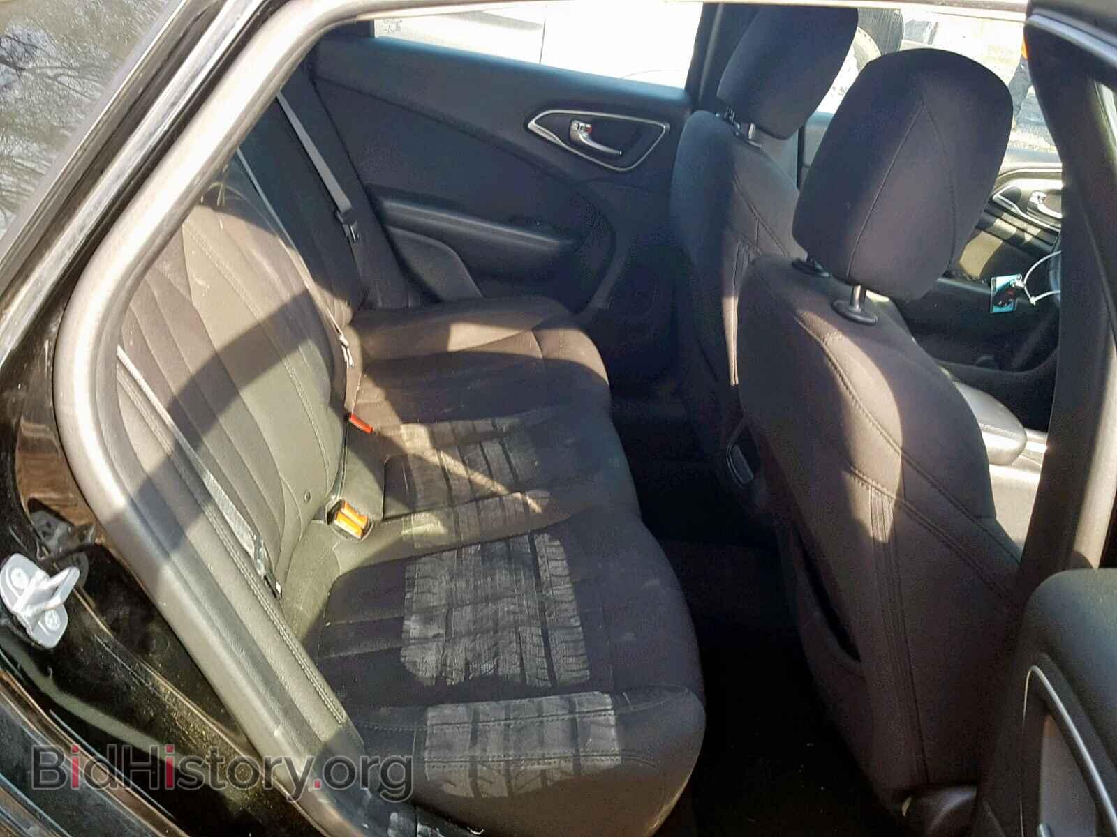 2015 CHRYSLER 200 - VIN: 1C3CCCAB3FN504063 - Photo 6