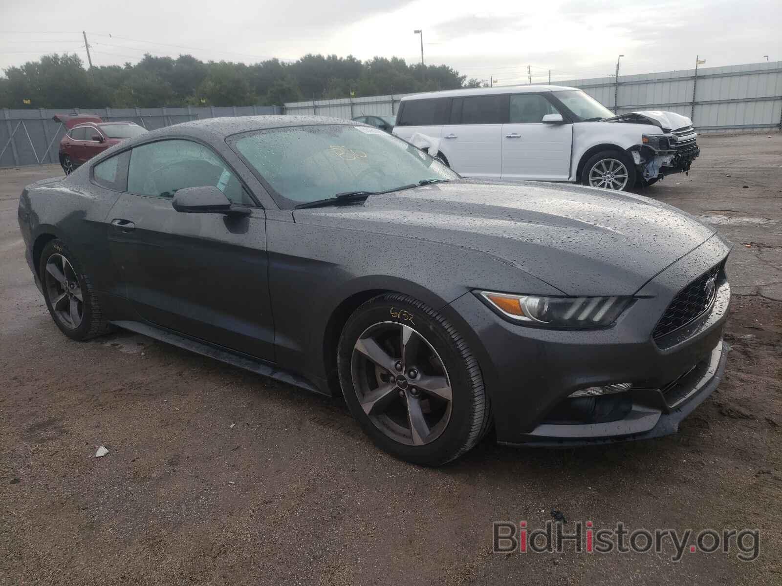 Photo 1FA6P8AM4F5380452 - FORD MUSTANG 2015
