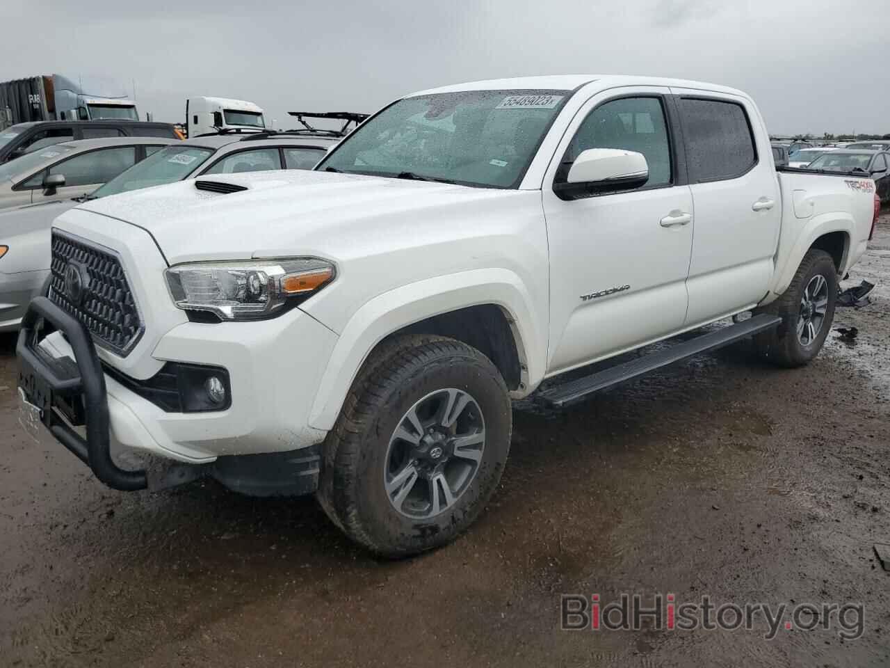 Фотография 5TFCZ5AN8JX141322 - TOYOTA TACOMA 2018