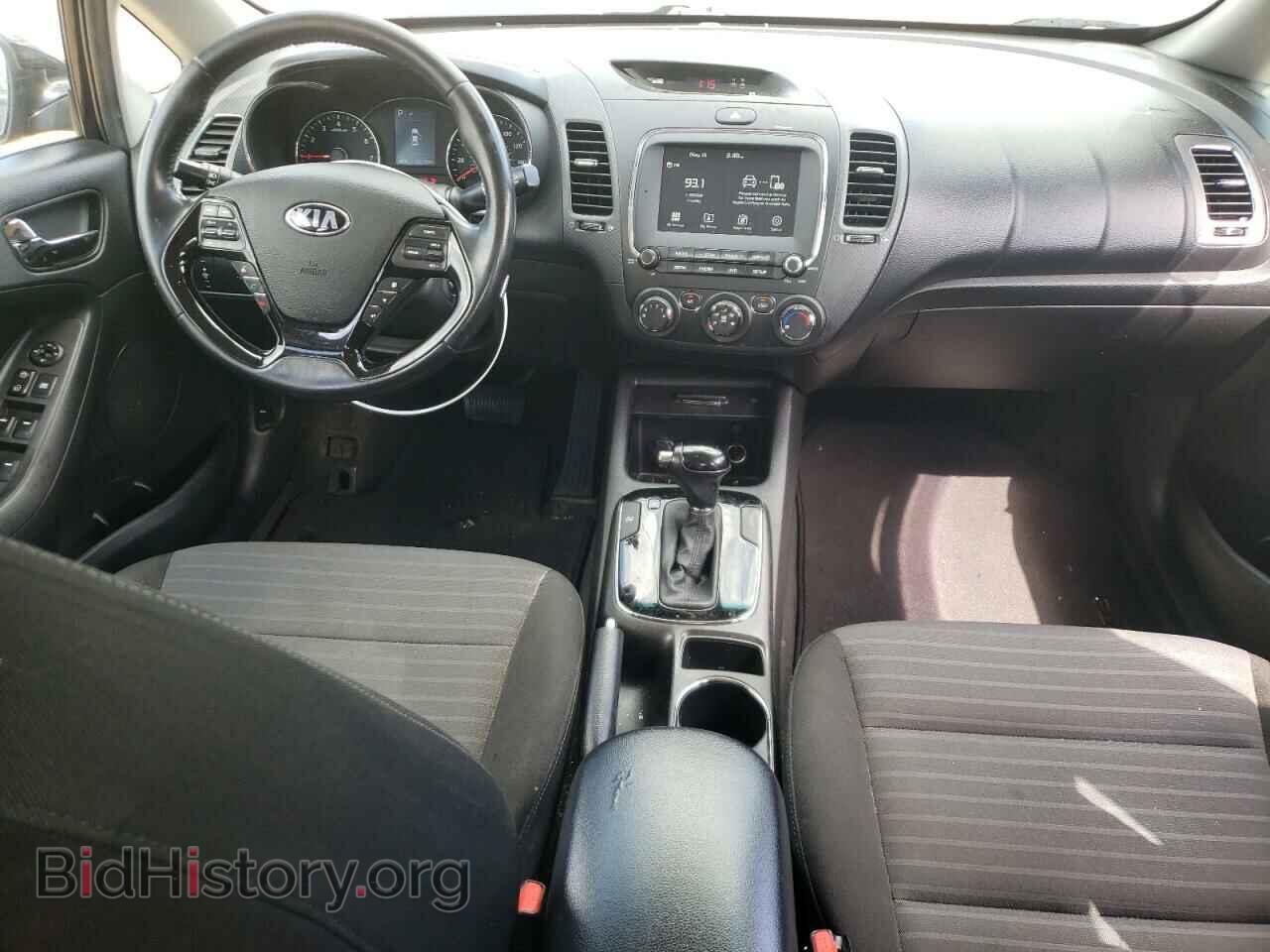 2017 KIA FORTE - VIN: 3KPFL4A78HE110236 - Фото 8