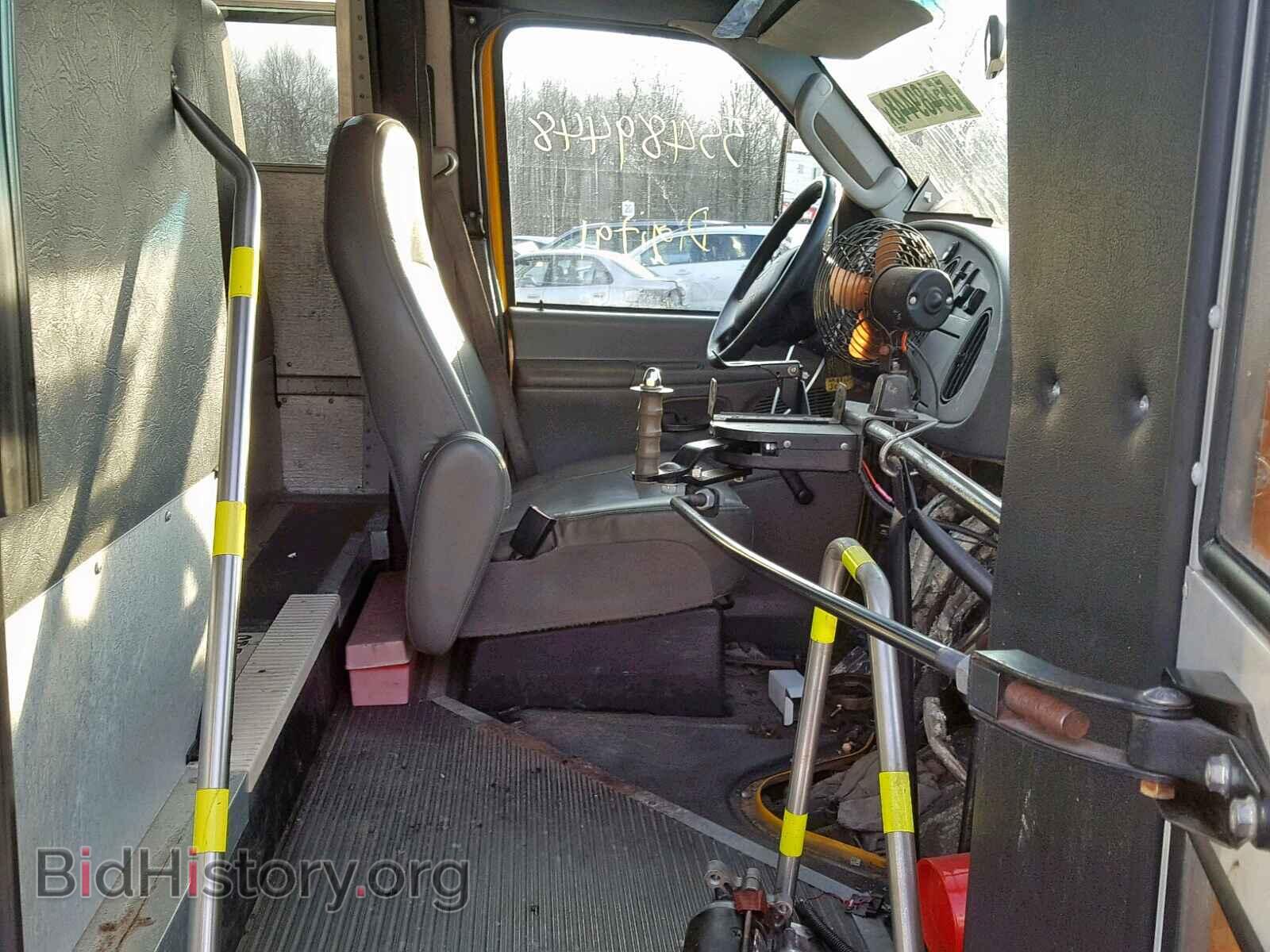 2008 FORD ECONOLINE - VIN: 1FD4E45PX8DB49967 - Фото 5