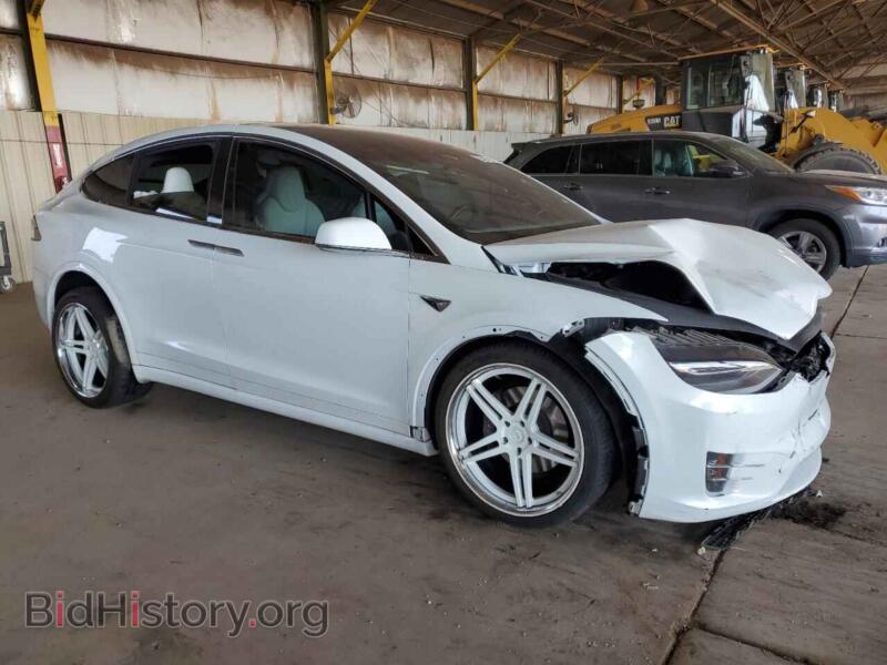2018 Tesla MODEL X (VIN 5YJXCBE28JF118361) — photo 4 of 14