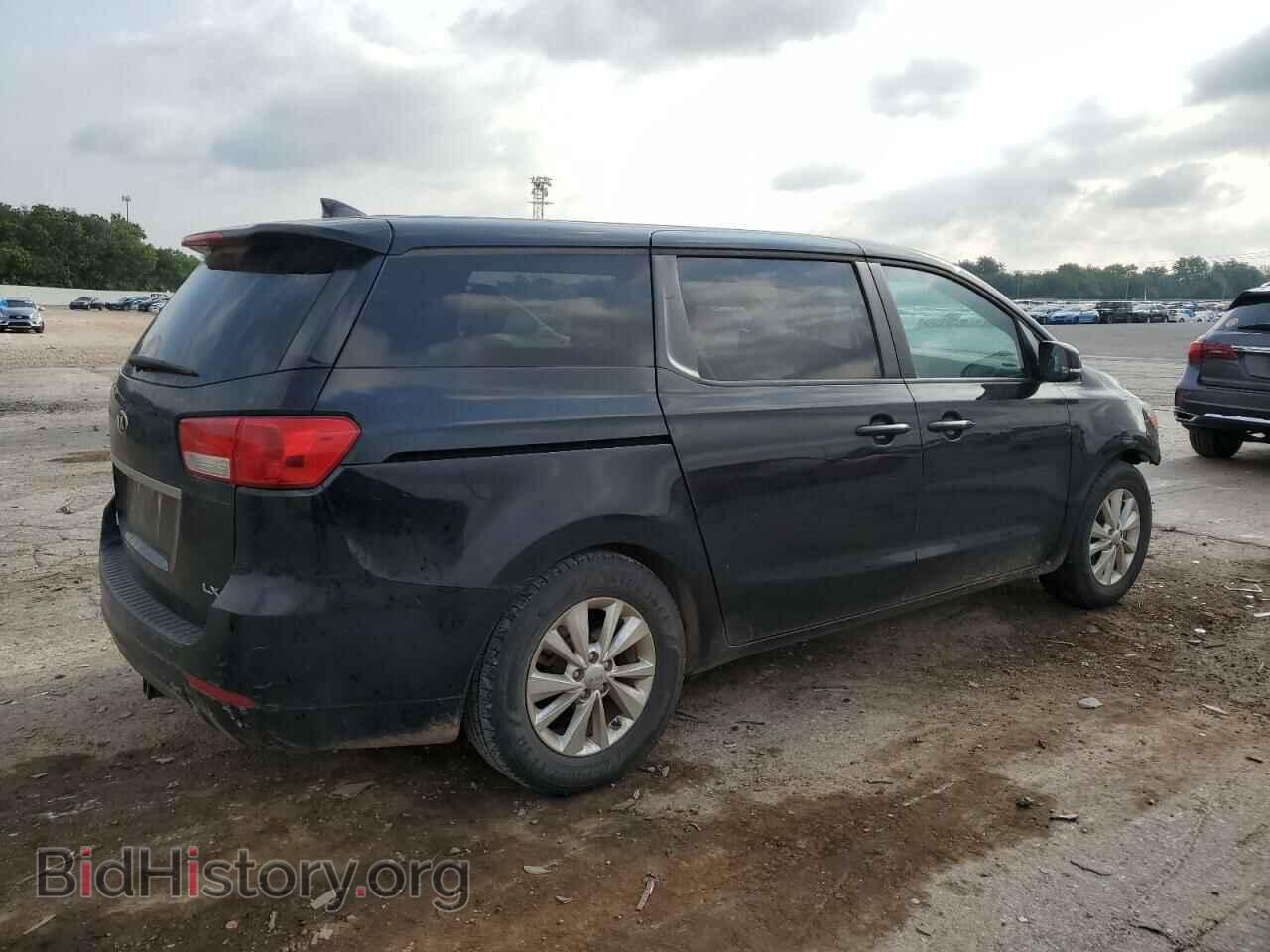 2017 KIA All Models - VIN: KNDMB5C10H6227601 - Photo 3