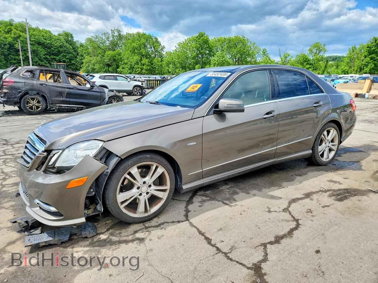 Photo WDDHF8JB7CA535105 - MERCEDES-BENZ E-CLASS 2012