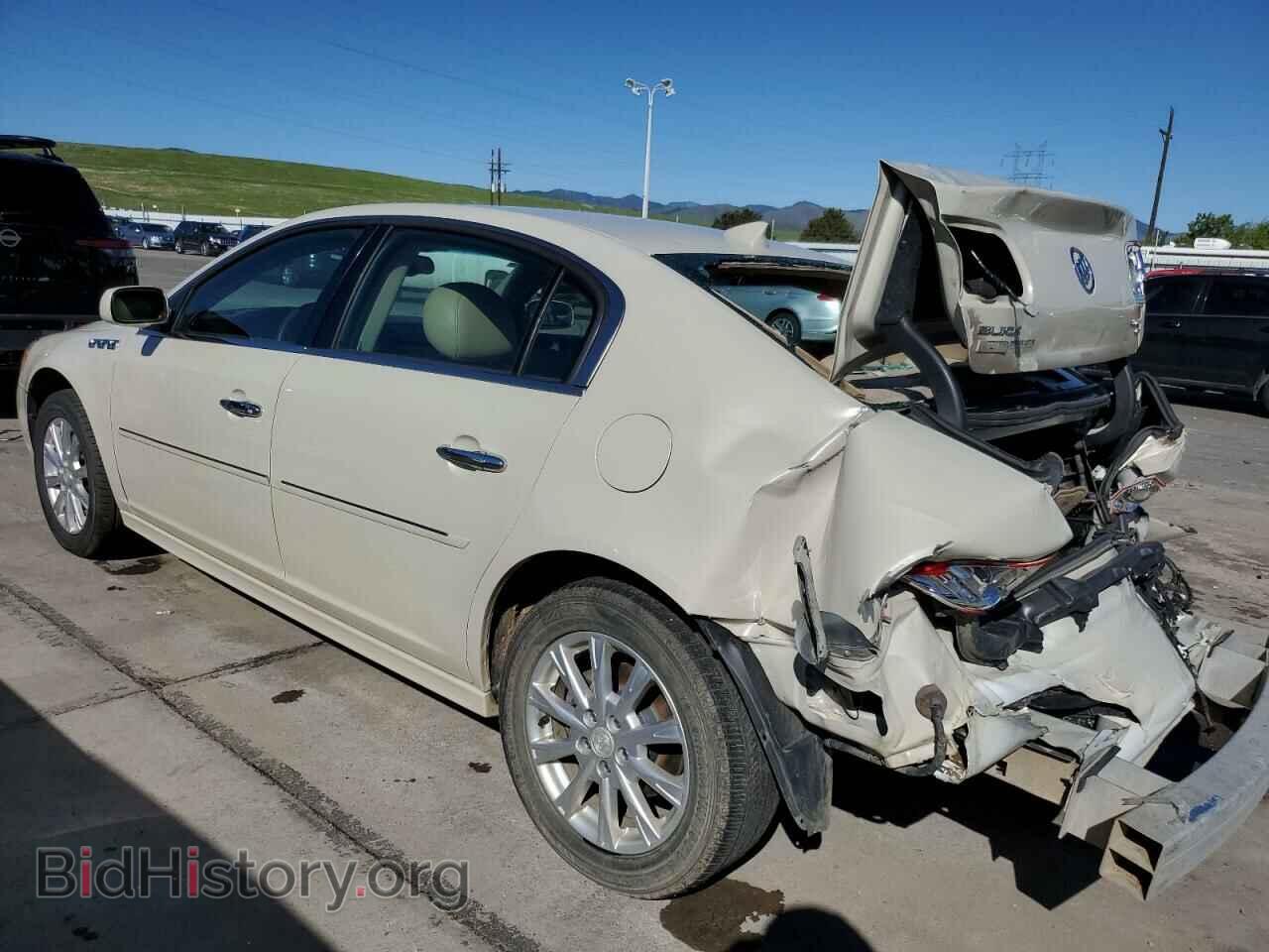 2011 BUICK LUCERNE - VIN: 1G4HC5EM0BU131505 - Фото 2