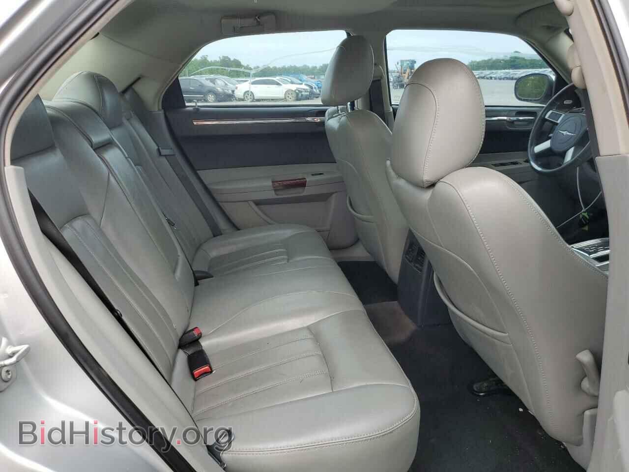 2007 CHRYSLER 300 - VIN: 2C3KA63H47H684703 - Фото 10