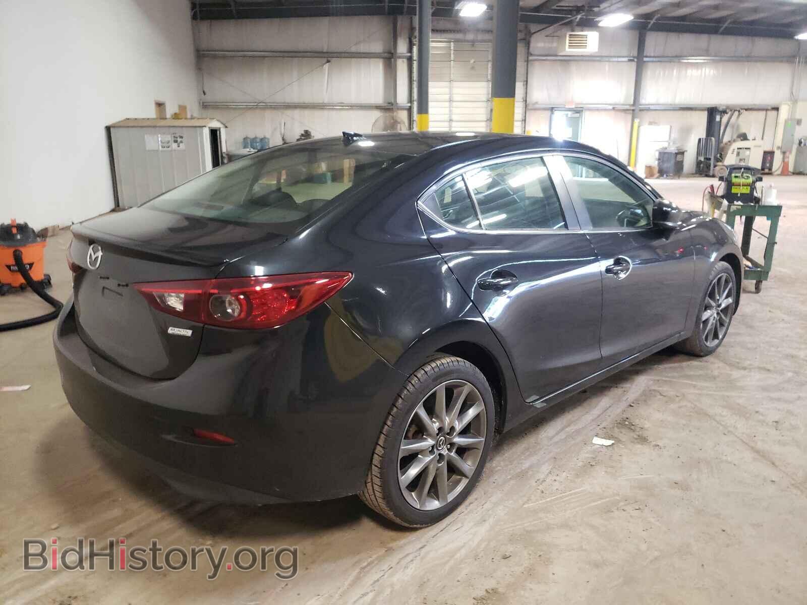 2018 MAZDA 3 - VIN: 3MZBN1V37JM169740 - Фото 4
