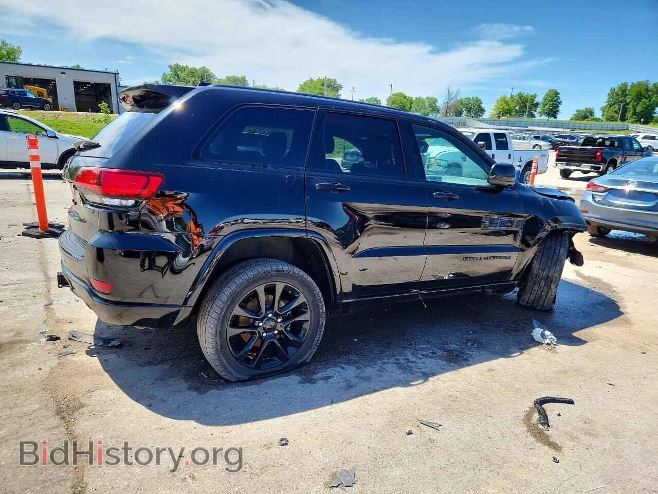 2018 JEEP CHEROKEE - VIN: 1C4RJFAG3JC122855 - Фото 3