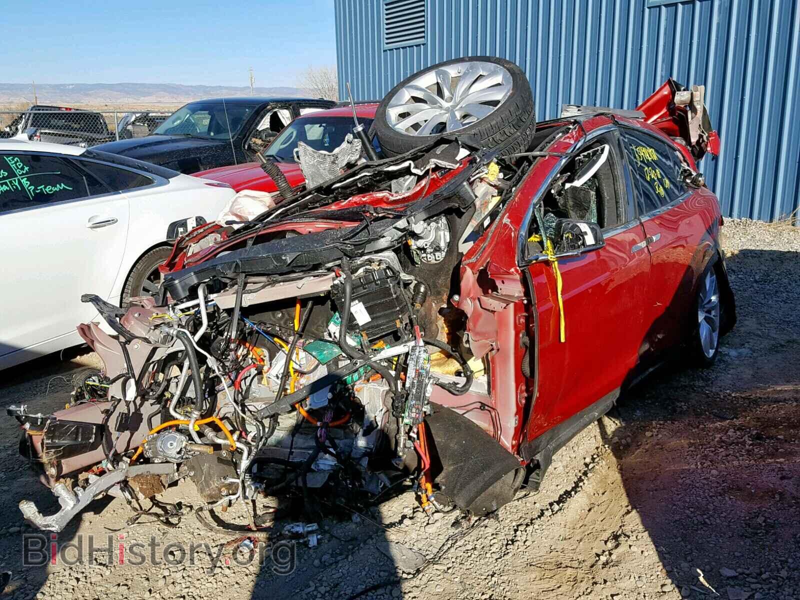 2017 TESLA MODEL X - VIN: 5YJXCAE46HF038224 - Фото 2