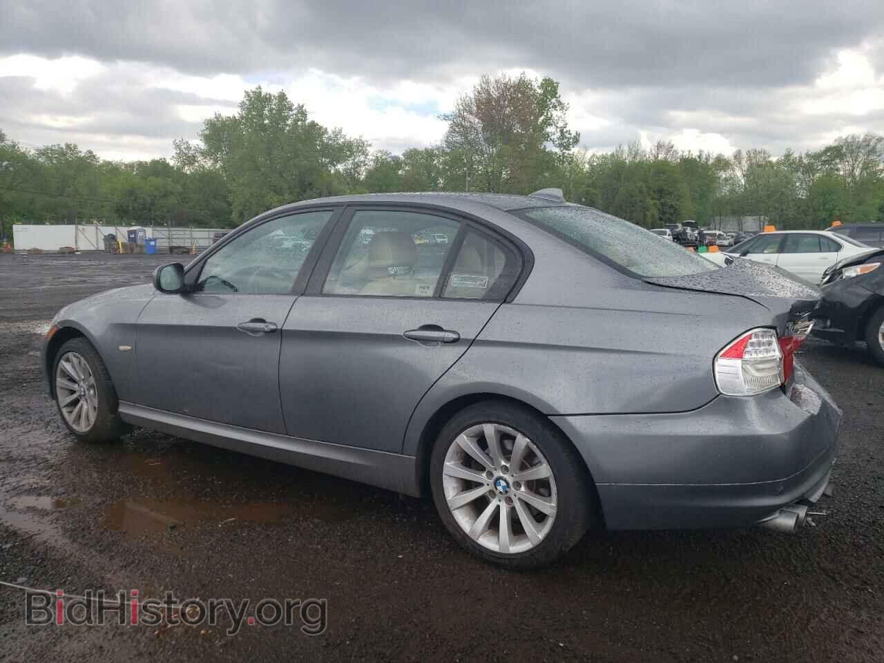 2011 BMW 3 SERIES - VIN: WBAPH7C52BE677190 - Фото 2