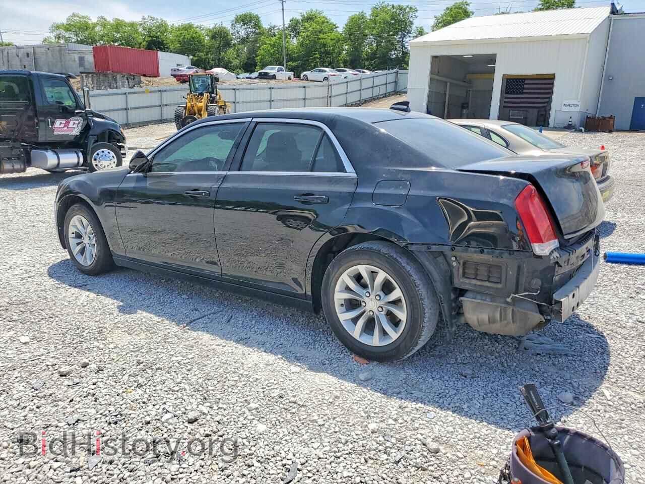 2018 CHRYSLER 300 - VIN: 2C3CCAAG7JH340446 - Фото 2