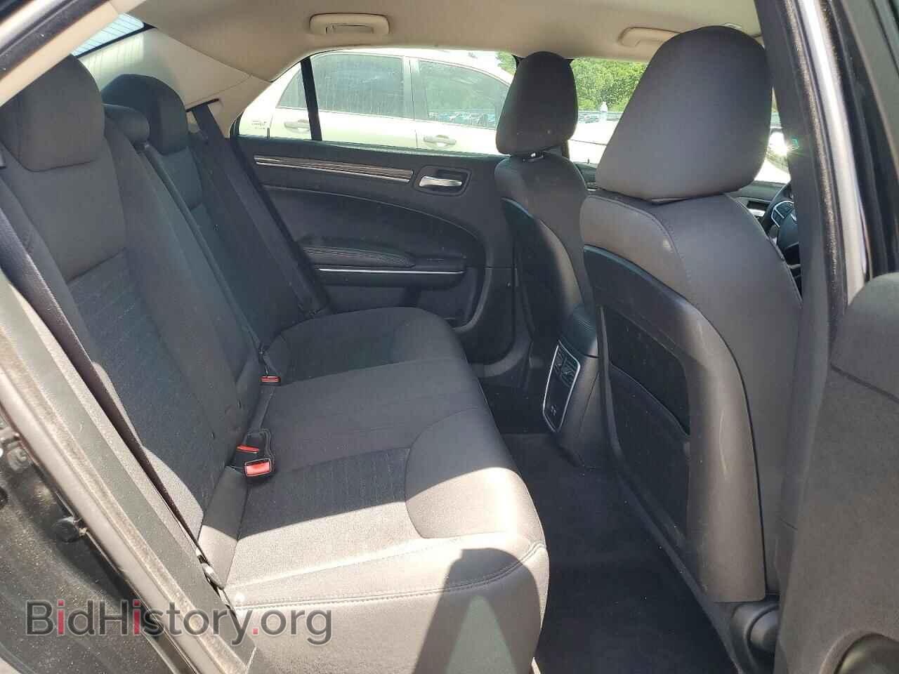 2018 CHRYSLER 300 - VIN: 2C3CCAAG7JH340446 - Фото 10