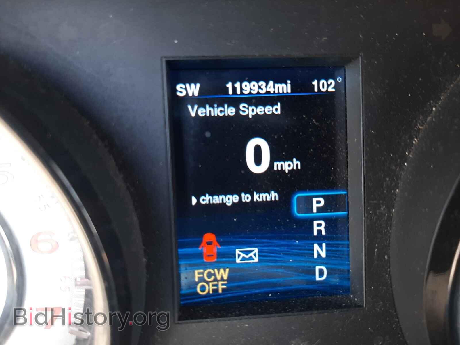 2013 CHRYSLER 300 - VIN: 2C3CCADT1DH741424 - Фото 8